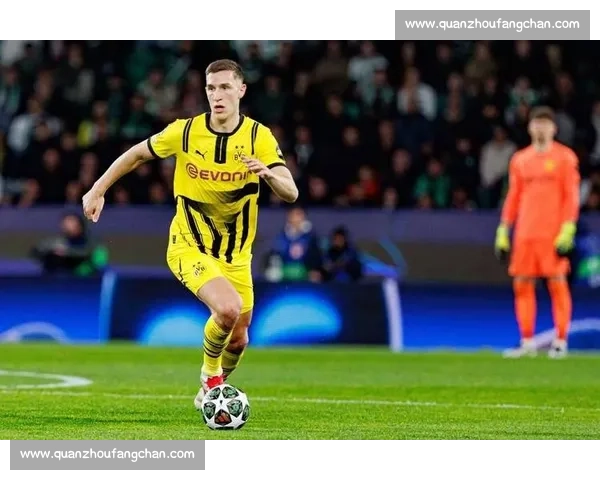 创新任意球战术解析:多角度配合与心理博弈的完美结合