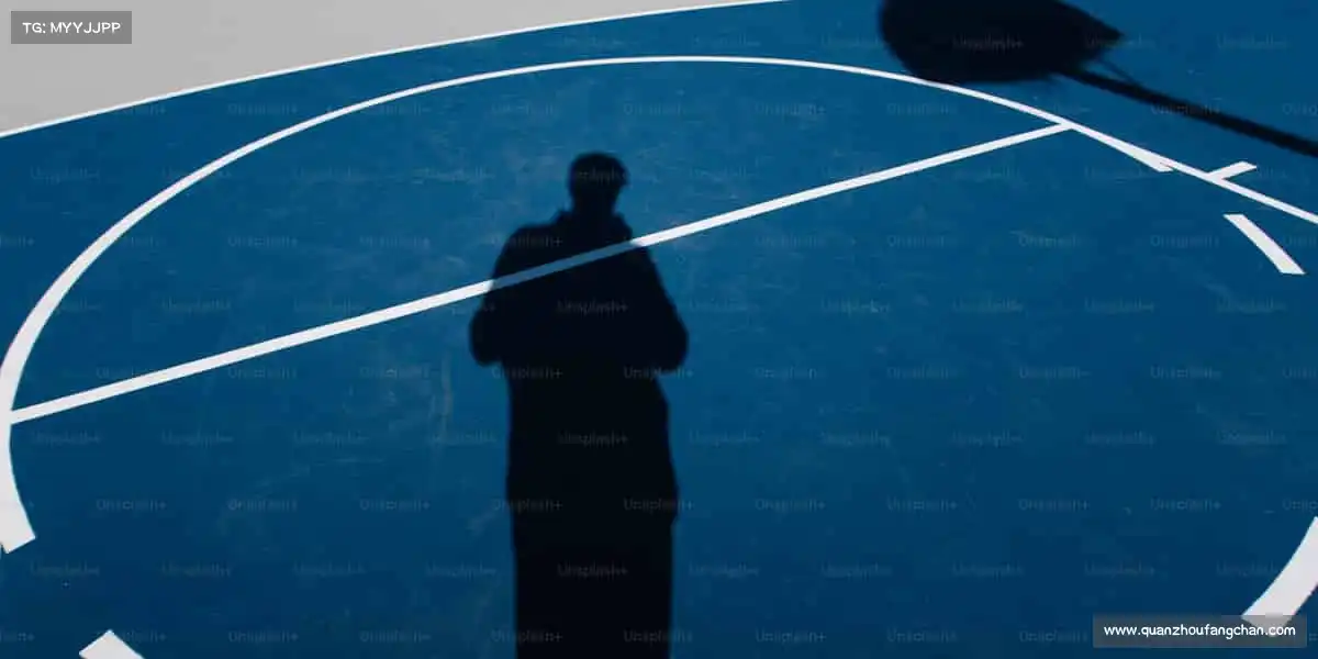 华体会官方🚴风在前，无惧挑战 —— 骑行路上，风景与热血同在！